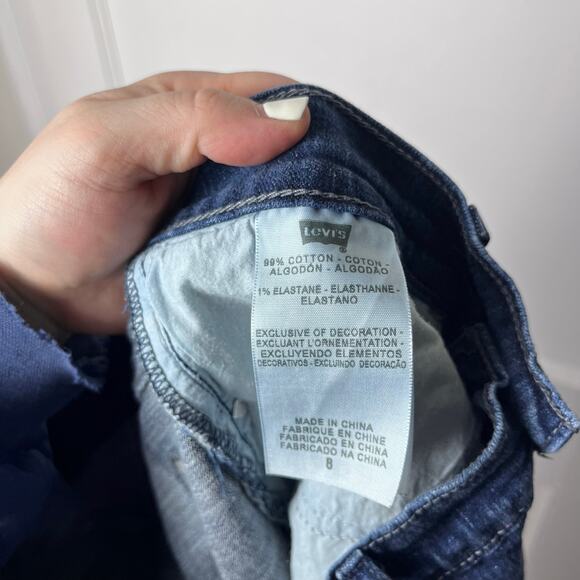 Vintage Levi's Women's Blue Cropped Y2K Denim Capri Pants Jeans Low Rise Size 8 - Picture 4 of 9